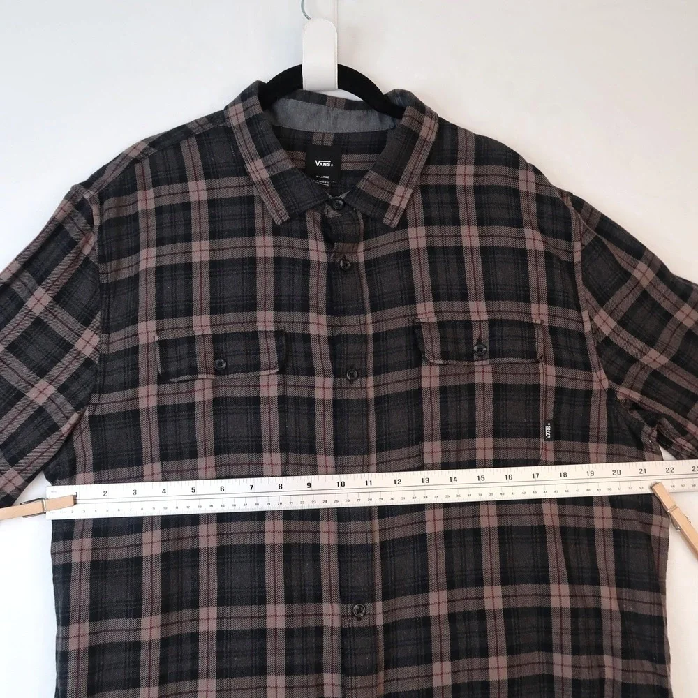 Vans Mens Flannel Shirt‎ XL Classic Fit Plaid Button Up Long Sleeve